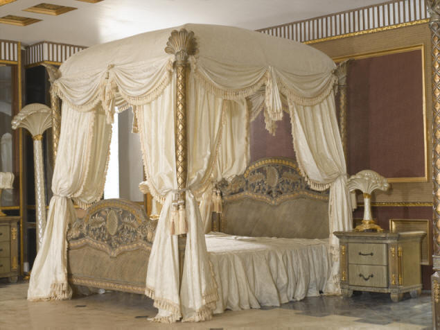 king bedroom suite